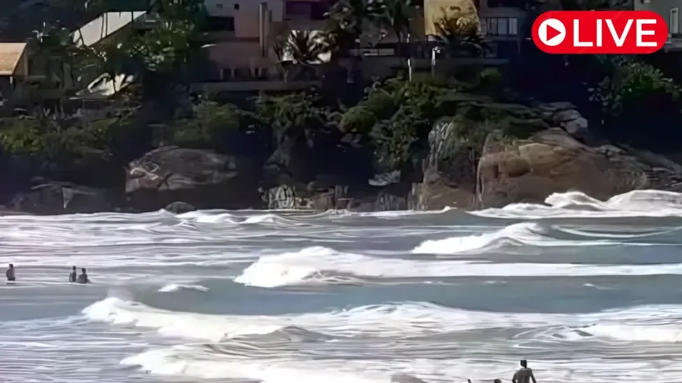 Acapulco Beach Club, Guarujá Live Cam