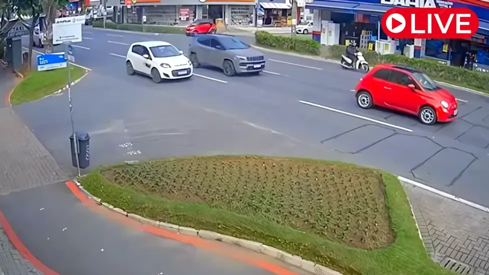 Av. dos Estados, Balneário Camboriú Live Cam
