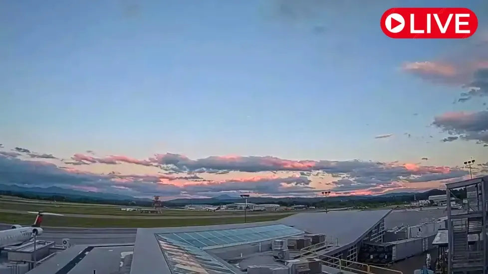 Burlington International Airport Live Cam