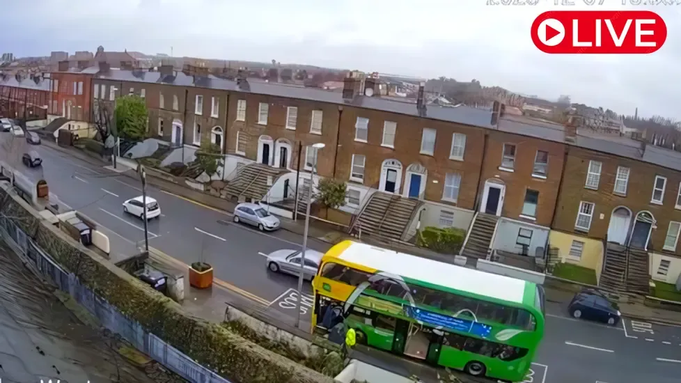 Cabra Road, Dublin Live Cam