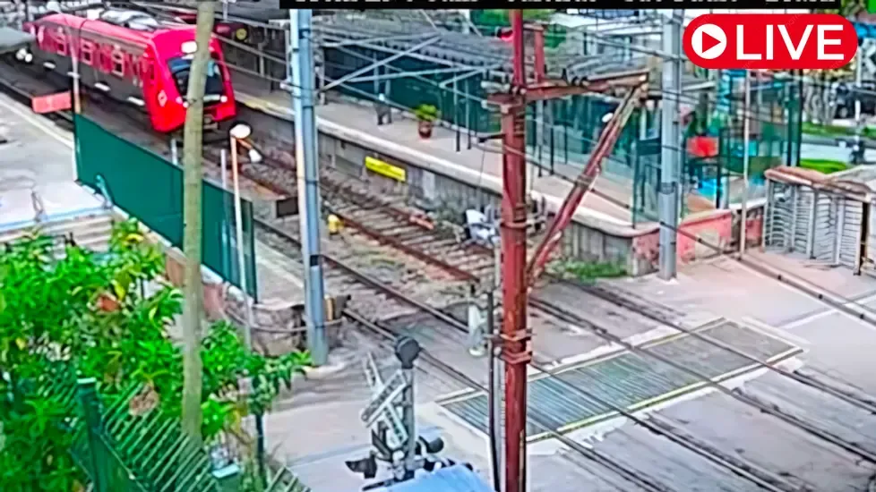 Caieiras Train station Live Cam
