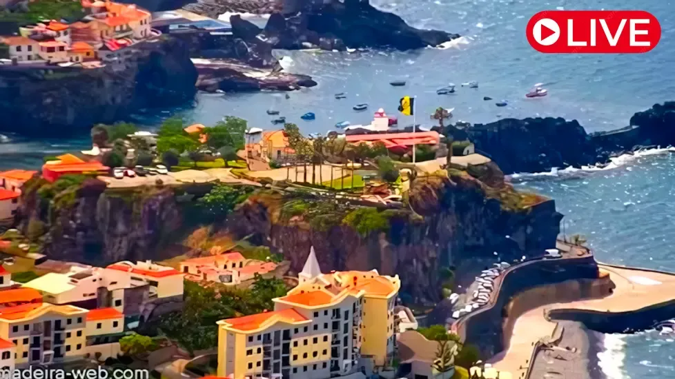 Caldeira, Câmara de Lobos Live Cam