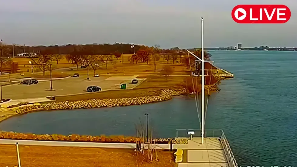Detroit River, Michigan Live Cam