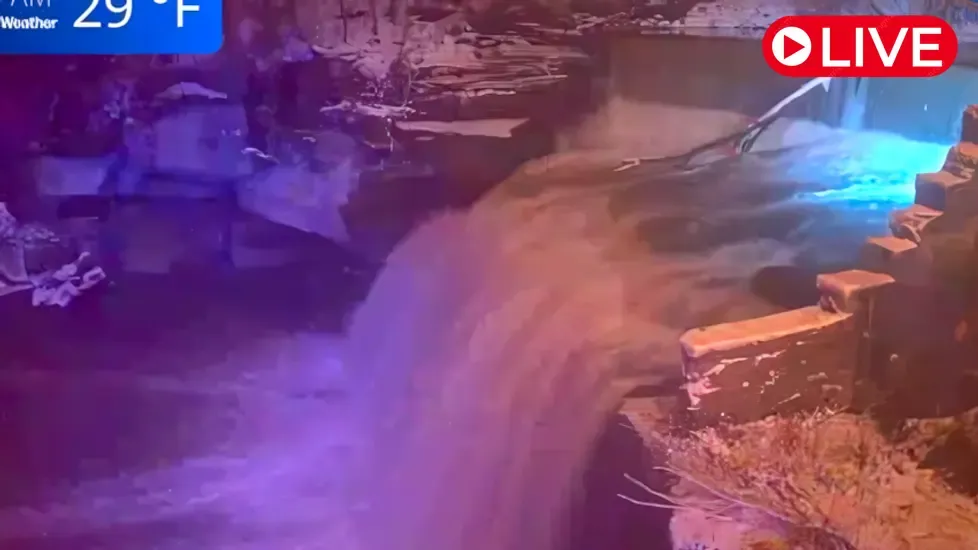 Elyria East River WaterFall, OH Live Cam