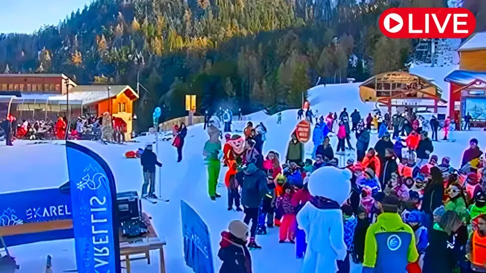 Front de Neige, Auvergne-Rhône-Alpes Live Cam