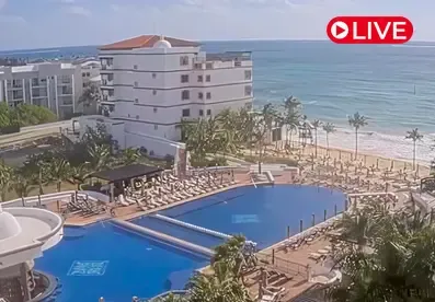 Grand Residences, QR