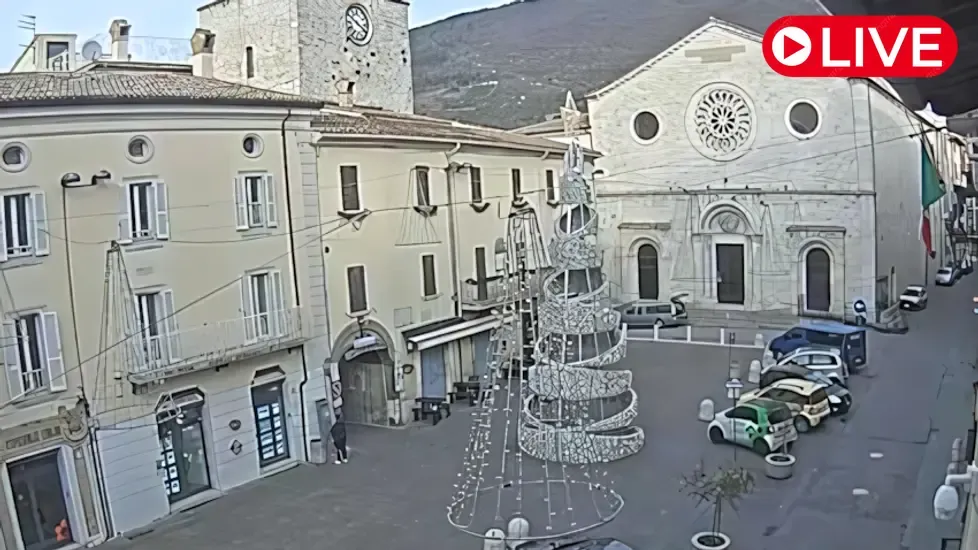 Live Webcam Gualdo Tadino, Italy