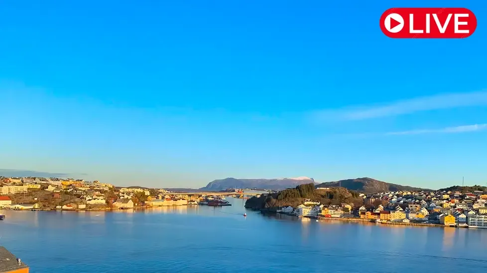 Kristiansund Harbor Live Cam