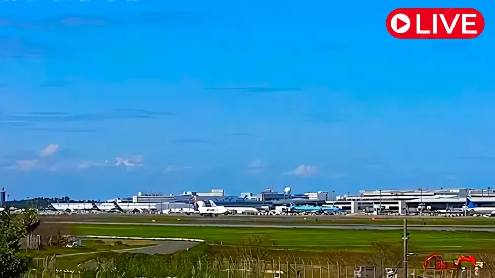 Narita Airport, Chiba Live Cam