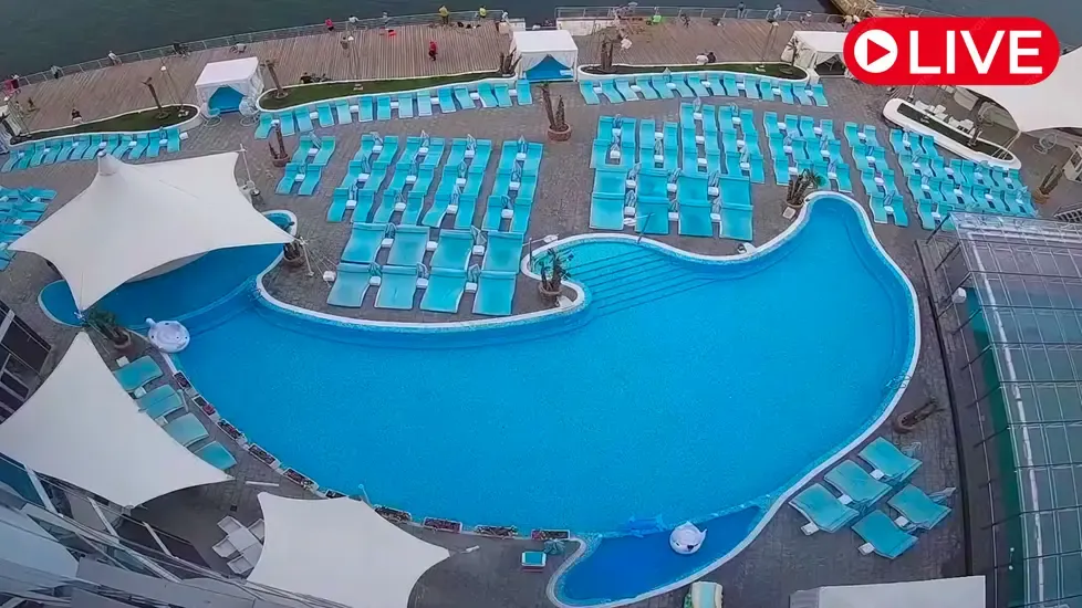 Nemo Hotel, Cape Lageron Live Cam