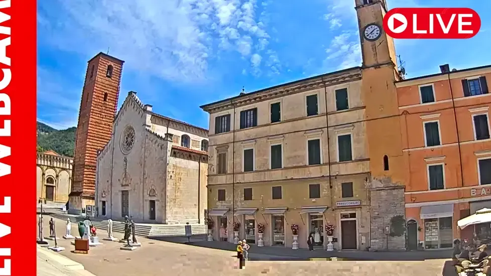 Piazza Duomo Square, Italy Live Cam