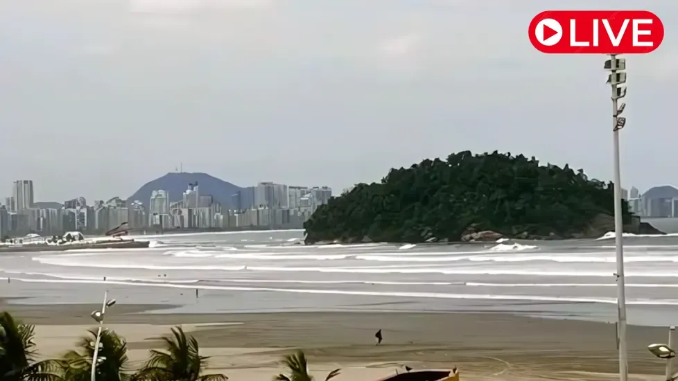 Praia Itararé Beach, Brazil Live Cam