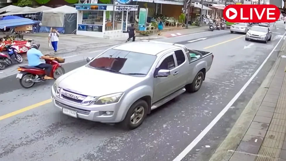 Sainamyen Rd, Patong Live Cam