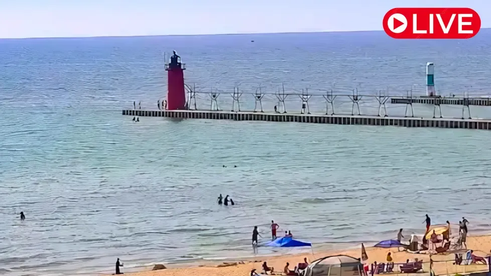 South Beach, South Haven Live Cam