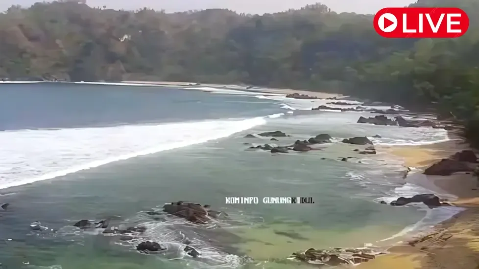 Wediombo Beach, Indonesia Live Cam