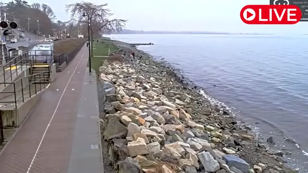 White Rock East Beach, Canada Live Cam